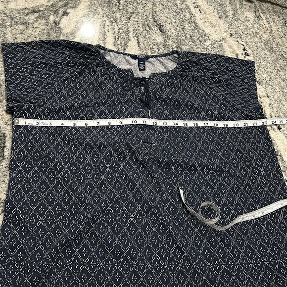 Ralph Lauren Chaps, size large, tie strings at the top blue and white - Picture 9 of 11